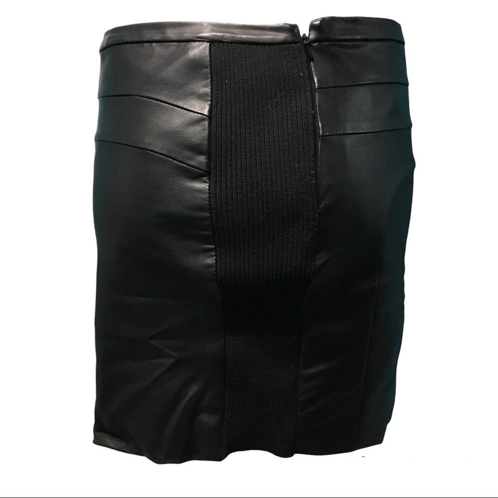 Apostrophe faux leather skirt Size 4 - Picture 6 of 6